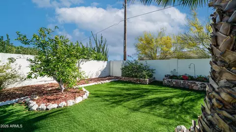 Exterior - 637 S Copper Dr, Apache Junction, AZ 85120 photo 8 of 12
