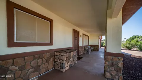 Exterior - 637 S Copper Dr, Apache Junction, AZ 85120 photo 3 of 12