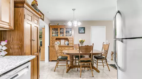 Dining - 637 S Copper Dr, Apache Junction, AZ 85120 photo 3 of 5