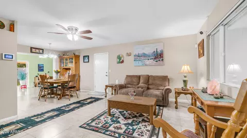 Living - 637 S Copper Dr, Apache Junction, AZ 85120 photo 1 of 3