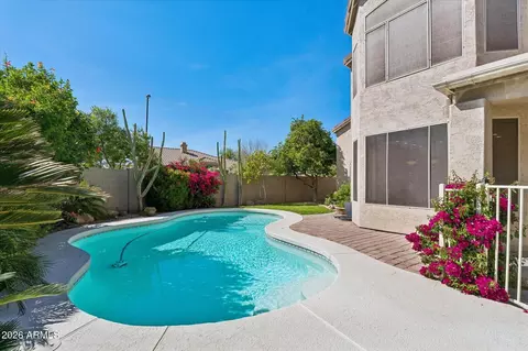 Exterior - 289 E Horseshoe Ave, Gilbert, AZ 85296 photo 4 of 11