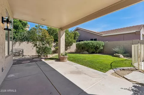 Exterior - 289 E Horseshoe Ave, Gilbert, AZ 85296 photo 5 of 11