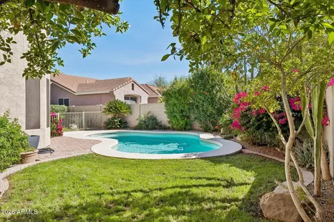 Exterior - 289 E Horseshoe Ave, Gilbert, AZ 85296 photo 8 of 11