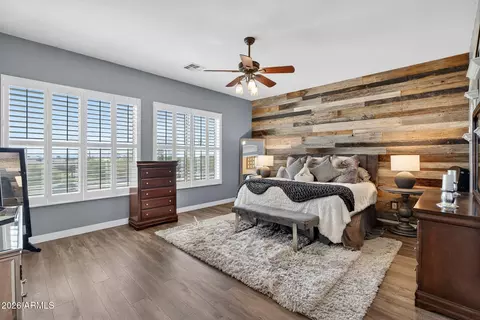 Bedroom - 9661 E Greenway St, Mesa, AZ 85207 photo 1 of 10