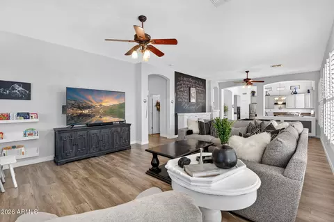 Living - 9661 E Greenway St, Mesa, AZ 85207 photo 6 of 7