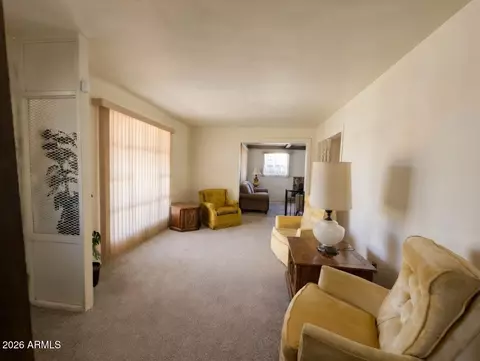 Living - 4433 N 30th Ave, Phoenix, AZ 85017 photo 1 of 2