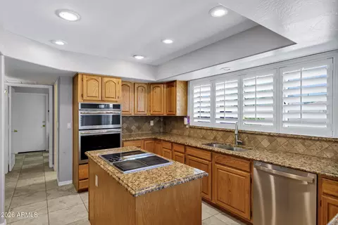 Kitchen - 5345 E Mclellan Rd #114, Mesa, AZ 85205 photo 4 of 6