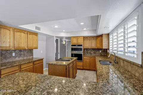 Kitchen - 5345 E Mclellan Rd #114, Mesa, AZ 85205 photo 3 of 6