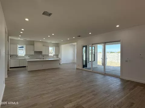Living - 6447 E Oasis Cir, Mesa, AZ 85215 photo 4 of 5