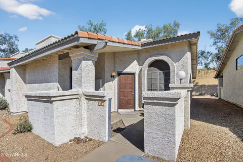 1718 S Longmore St #53, Mesa, AZ 85202