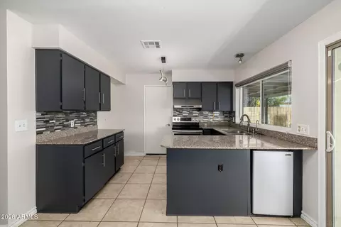 Kitchen - 801 N 68th Ave, Phoenix, AZ 85043 photo 2 of 4