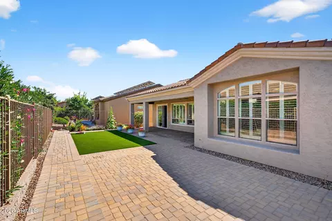 Exterior - 4128 E Jude Ln, Gilbert, AZ 85298 photo 4 of 12