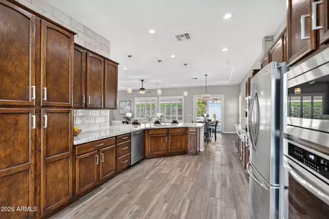 Kitchen - 4128 E Jude Ln, Gilbert, AZ 85298 photo 2 of 6