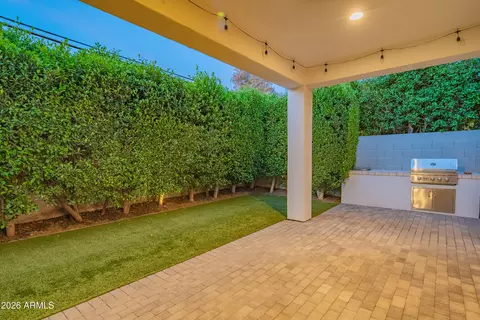 Exterior - 3850 E Crittenden Ln, Phoenix, AZ 85018 photo 7 of 16