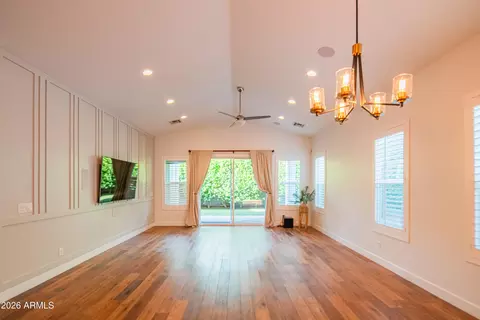 Living - 3850 E Crittenden Ln, Phoenix, AZ 85018 photo 1 of 5
