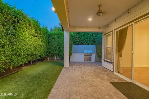 Exterior - 3850 E Crittenden Ln, Phoenix, AZ 85018 photo 3 of 16