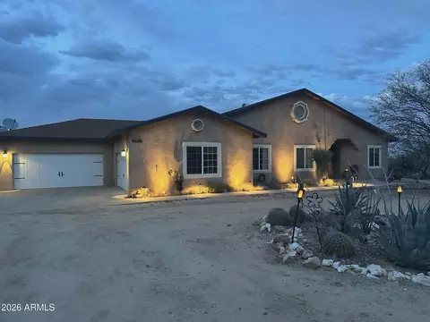 7530 W Bucking Horse Rd, Sahuarita, AZ 85629