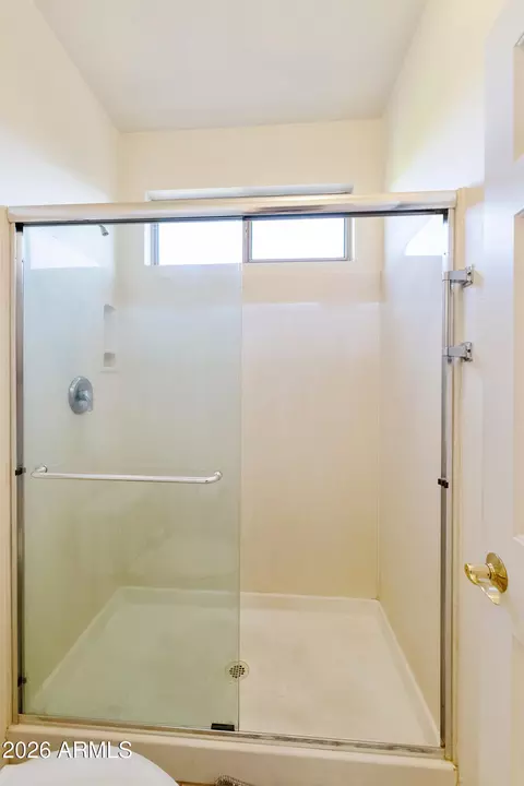 Bath - 4574 E Mia Ln, Gilbert, AZ 85298 photo 2 of 5