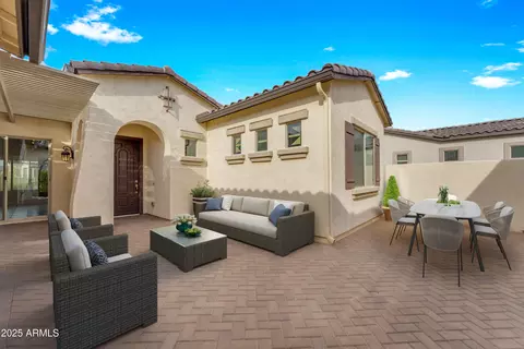 17900 W Briarwood Dr, Goodyear, AZ 85338