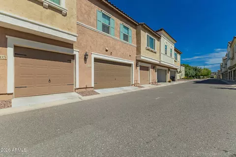 Exterior - 1848 E Hampton Ln #104, Gilbert, AZ 85295 photo 5 of 7