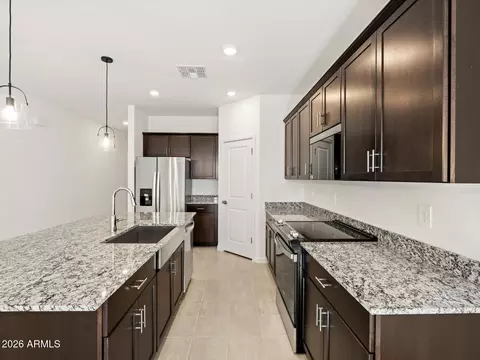 31248 N Cattail St, San Tan Valley, AZ 85143