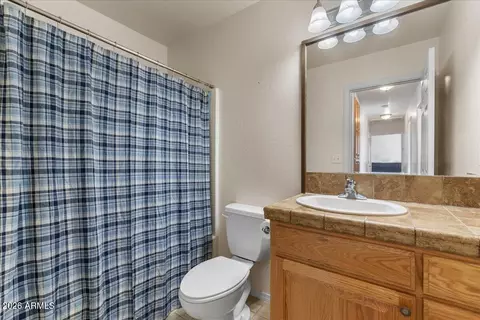 Bath - 20092 E Ocotillo Dr, Mayer, AZ 86333 photo 1 of 2