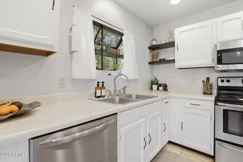 Kitchen - 605 E Gila Ln, Payson, AZ 85541 photo 3 of 3