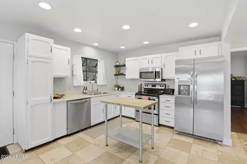 Kitchen - 605 E Gila Ln, Payson, AZ 85541 photo 2 of 3