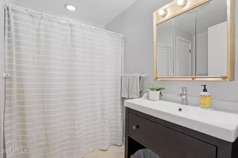 Bath - 605 E Gila Ln, Payson, AZ 85541 photo 2 of 2