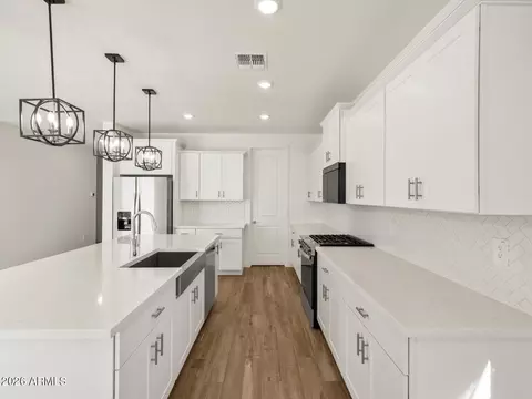 2539 E Vintage Dr, San Tan Valley, AZ 85143