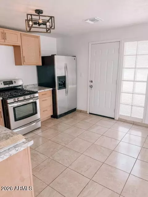 916 E 4th St, Douglas, AZ 85607 photo 4