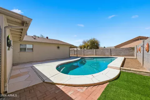 8432 N 56th Ave, Glendale, AZ 85302