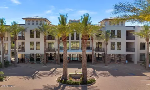 8 Biltmore Est #209, Phoenix, AZ 85016