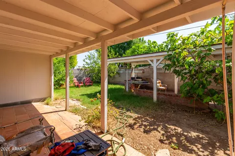 Exterior - 2825 N 33rd Pl, Phoenix, AZ 85008 photo 5 of 5