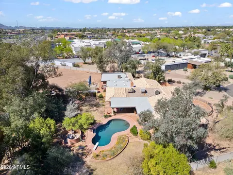 9711 E Becker Ln, Scottsdale, AZ 85260