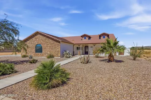 10276 W Mustang Dr, Casa Grande, AZ 85194