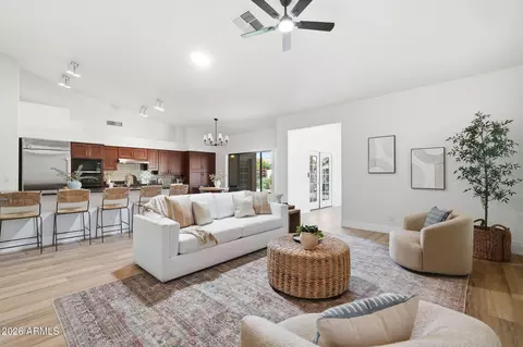 934 E Verde Ln, Tempe, AZ 85284 photo 11