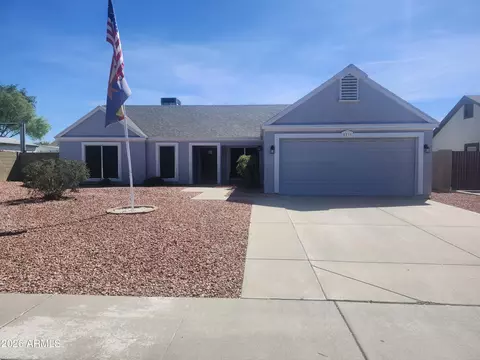 8339 W Windrose Dr, Peoria, AZ 85381