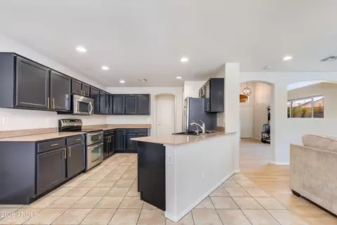 Kitchen - 8652 E Nido Ave, Mesa, AZ 85209 photo 2 of 5