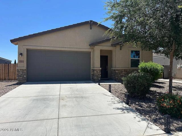 723 W Tallula Trl, San Tan Valley, AZ 85140