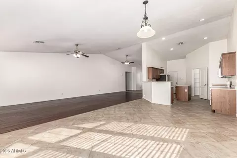 2202 W Carter Rd, Phoenix, AZ 85041 photo 9