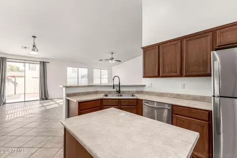 2202 W Carter Rd, Phoenix, AZ 85041 photo 12