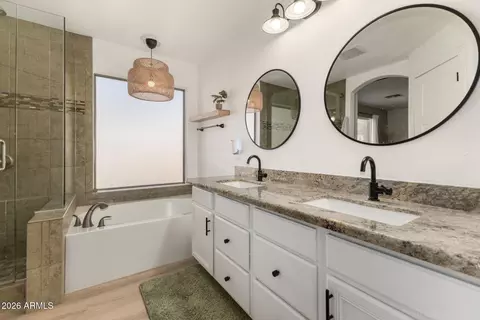 1736 E Robin Ln, Gilbert, AZ 85296 photo 13