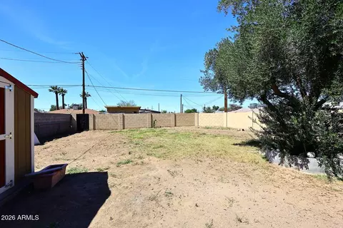 Exterior - 6812 S 4th Ave, Phoenix, AZ 85041 photo 6 of 8