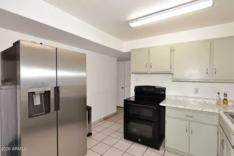 Kitchen - 6812 S 4th Ave, Phoenix, AZ 85041 photo 3 of 3