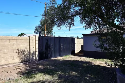 Exterior - 6812 S 4th Ave, Phoenix, AZ 85041 photo 8 of 8