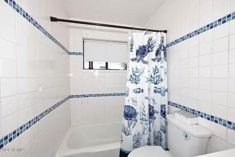 Bath - 6812 S 4th Ave, Phoenix, AZ 85041 photo 2 of 3