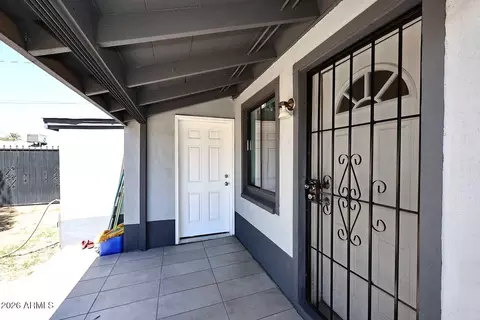 Exterior - 6812 S 4th Ave, Phoenix, AZ 85041 photo 2 of 8