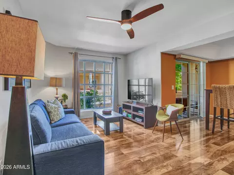 Living - 1333 E Morten Ave #105, Phoenix, AZ 85020 photo 1 of 3