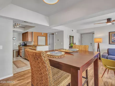 Dining - 1333 E Morten Ave #105, Phoenix, AZ 85020 photo 3 of 3